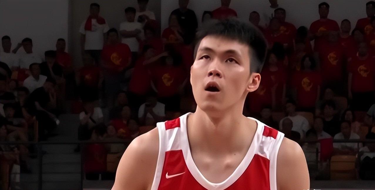 CBA 两届 MVP丁彦雨航蹭热度？FMVP创4大纪录！尴尬的是湖人超巨